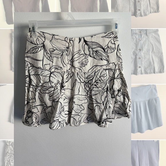 Mini skirt with ziper - Picture 2 of 2